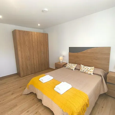 Casa Moderna Con Jardin Y Barbacoa 別荘 Helguera