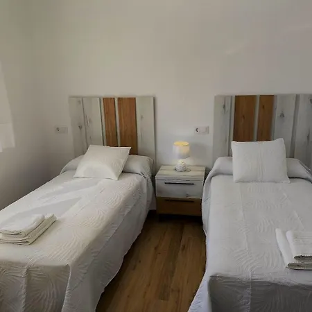 Ferienhaus Casa Moderna Con Jardin Y Barbacoa *