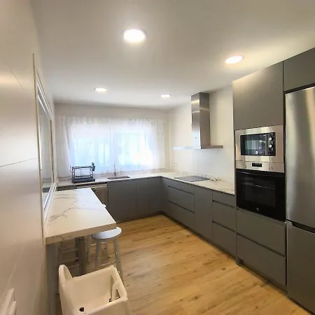 別荘 Casa Moderna Con Jardin Y Barbacoa *